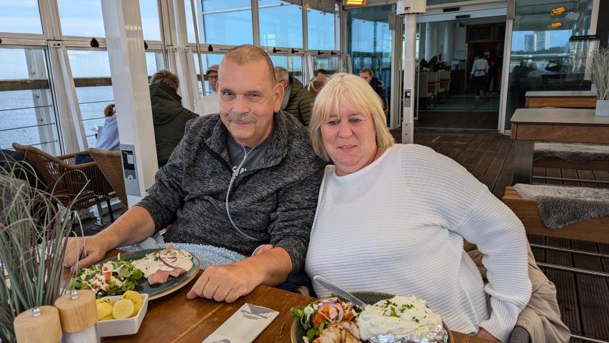 Michael und Susanne im Restaurant Wolkenlos